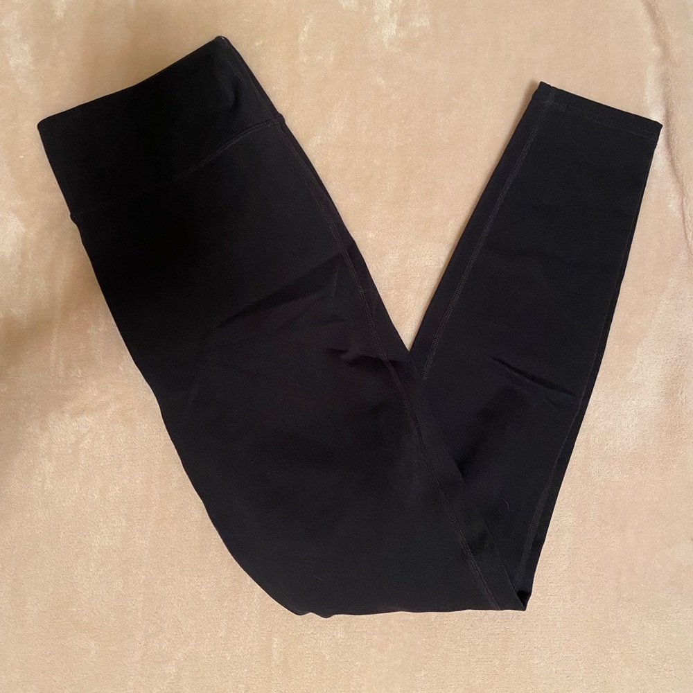 Fabletics motion 360 black leggings